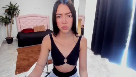 Valerie fox online show from 11/21/25, 02:38