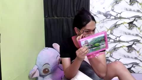 Snapshot of valerie_lure chatting on 06/02/26, 06:26 addy online show from 06/02/26, 06:26