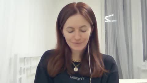 Snapshot of valerie_rose777 chatting on 12/23/24, 07:52 valerie_rose777 online show from 12/23/24, 07:52