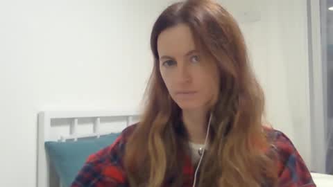 Snapshot of valerie_rose777 chatting on 10/10/25, 08:30 valerie_rose777 online show from 10/10/25, 08:30