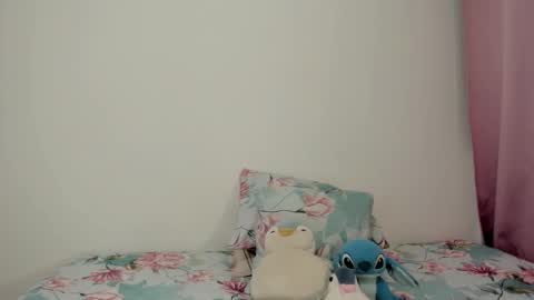 Snapshot of valerie_rouse chatting on 11/30/25, 07:07 Valerie online show from 11/30/25, 07:07