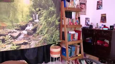 Valerie online show from 04/30/26, 07:47