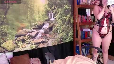 Valerie online show from 05/04/26, 02:18