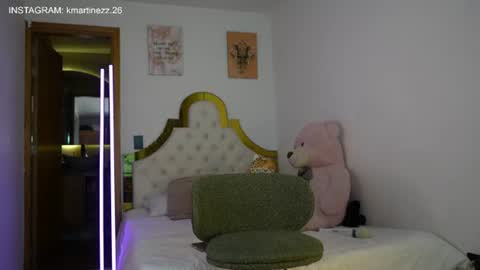 Snapshot of valeriecollinss_ chatting on 06/11/26, 02:53 valeriecollinss_ online show from 06/11/26, 02:53