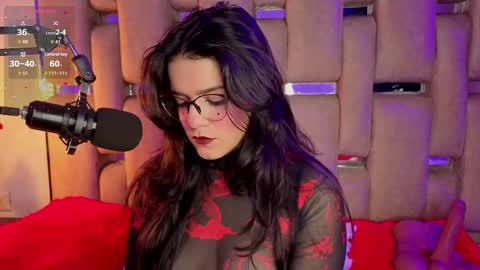 Valeria online show from 11/11/25, 10:10