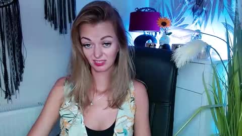 Valerie  online show from 12/02/24, 04:42