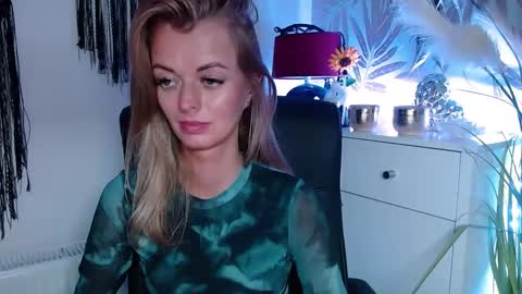 Valerie  online show from 12/28/24, 08:26