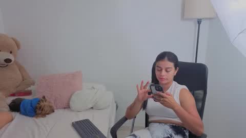 Juli C online show from 10/17/25, 12:36