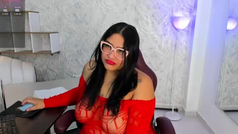 Snapshot of valeriia_moon chatting on 06/02/26, 03:52 Valeria GomezGMT-5 2200-0600 online show from 06/02/26, 03:52