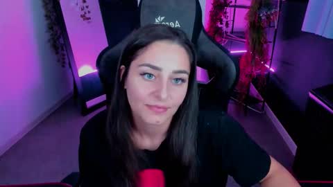 Valerie online show from 10/28/25, 05:37