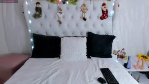 Snapshot of valerik_cano chatting on 12/30/24, 12:09 valeria111111 online show from 12/30/24, 12:09