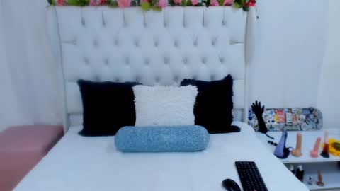 Snapshot of valerik_cano chatting on 02/01/25, 07:13 valeria111111 online show from 02/01/25, 07:13