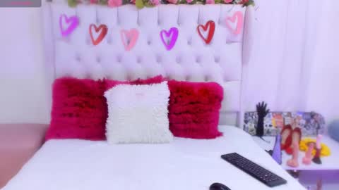 Snapshot of valerik_cano chatting on 02/14/25, 12:14 valeria111111 online show from 02/14/25, 12:14