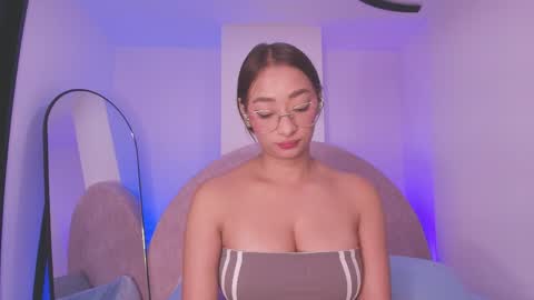 Snapshot of valery_97 chatting on 04/29/26, 03:10 Valeryn online show from 04/29/26, 03:10