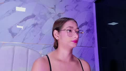 Snapshot of valery_97 chatting on 05/05/26, 03:03 Valeryn online show from 05/05/26, 03:03