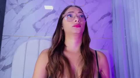 Snapshot of valery_97 chatting on 06/17/26, 03:09 Valeryn online show from 06/17/26, 03:09