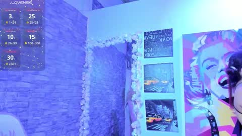 valery__69 online show from 10/27/25, 12:42