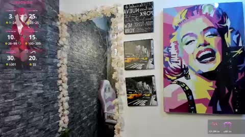 Snapshot of valery__69 chatting on 11/19/25, 01:22 valery__69 online show from 11/19/25, 01:22