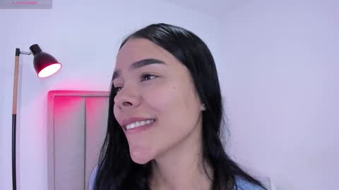 Cris  online show from 11/11/25, 02:44