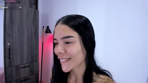 Snapshot of valery__nova chatting on 02/28/26, 02:01 Cris online show from 02/28/26, 02:01
