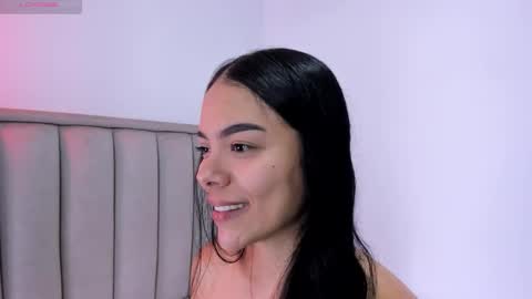 Snapshot of valery__nova chatting on 03/10/26, 02:33 Cris online show from 03/10/26, 02:33