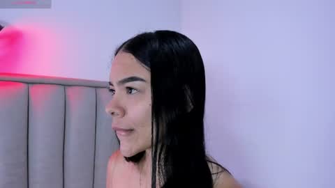 Snapshot of valery__nova chatting on 06/17/26, 03:09 Cris online show from 06/17/26, 03:09