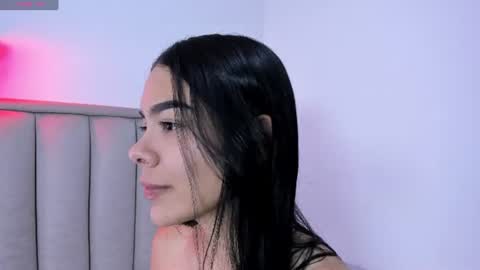 Snapshot of valery__nova chatting on 07/12/26, 04:09 Cris online show from 07/12/26, 04:09