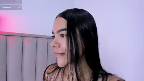 Snapshot of valery__nova chatting on 07/18/26, 11:36 Cris online show from 07/18/26, 11:36