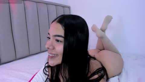 Snapshot of valery__nova chatting on 07/25/26, 02:14 Cris online show from 07/25/26, 02:14