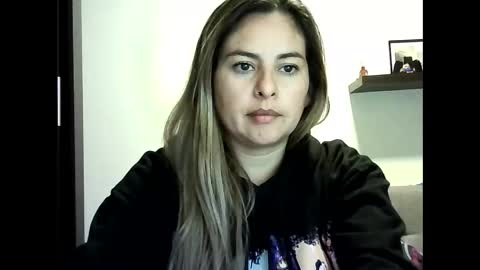 Snapshot of valery__rouse_ chatting on 06/01/26, 12:12 Valery online show from 06/01/26, 12:12