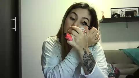 Snapshot of valery__rouse_ chatting on 06/02/26, 12:07 Valery online show from 06/02/26, 12:07