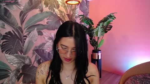 Snapshot of valery_blush chatting on 03/30/26, 04:02 valery_blush online show from 03/30/26, 04:02