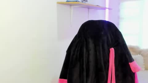 valery_bonnet1 online show from 11/03/25, 07:04