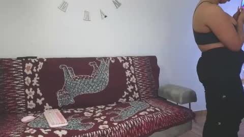 valery_lovex_ online show from 11/30/25, 11:09