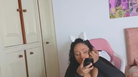 Snapshot of valery_lovex_ chatting on 01/17/26, 10:13 valery_lovex_ online show from 01/17/26, 10:13