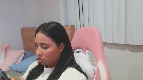 Snapshot of valery_lovex_ chatting on 04/21/26, 02:37 valery_lovex_ online show from 04/21/26, 02:37