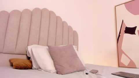 Snapshot of valery_santorini chatting on 04/23/26, 12:29 VALERY online show from 04/23/26, 12:29