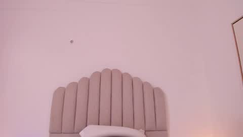 Snapshot of valery_santorini chatting on 05/16/26, 12:15 VALERY online show from 05/16/26, 12:15