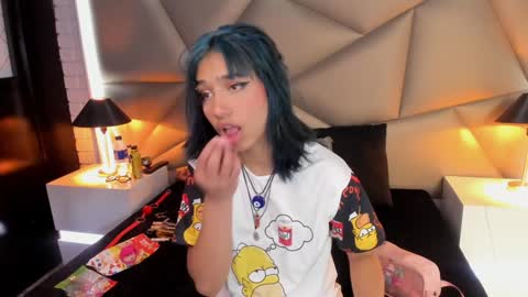 valery_smith15 online show from 01/19/25, 03:29