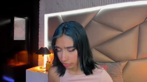 valery_smith15 online show from 01/23/25, 03:16
