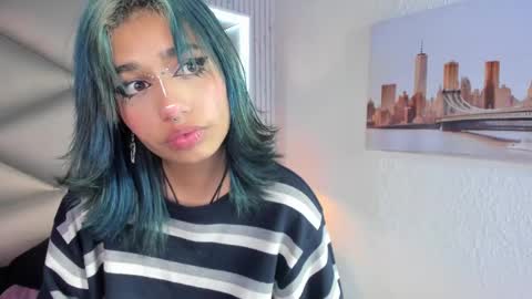 valery_smith15 online show from 03/07/25, 06:24