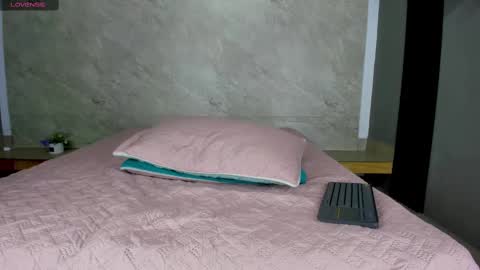 Valery  online show from 03/12/25, 02:45