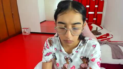 valery online show from 06/18/26, 01:06