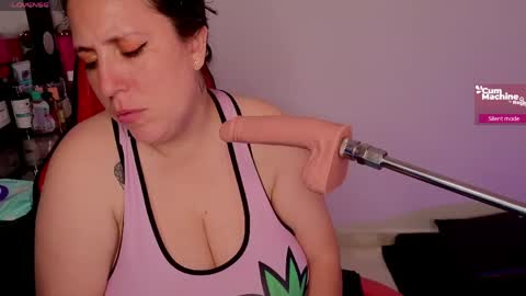 Snapshot of valeryadams_1 chatting on 05/02/26, 03:00 valery adams online show from 05/02/26, 03:00