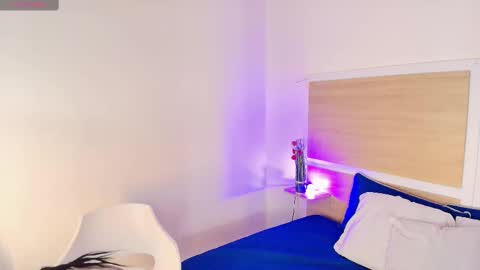 Snapshot of valerycortezm chatting on 10/01/25, 12:00 Valery online show from 10/01/25, 12:00