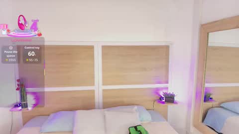 Snapshot of valerycortezm chatting on 10/10/25, 12:04 Valery online show from 10/10/25, 12:04