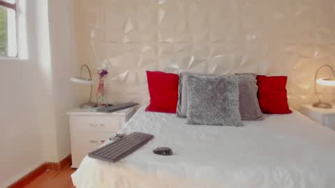 Snapshot of valerydiamond_ chatting on 01/31/25, 12:29 Valery online show from 01/31/25, 12:29