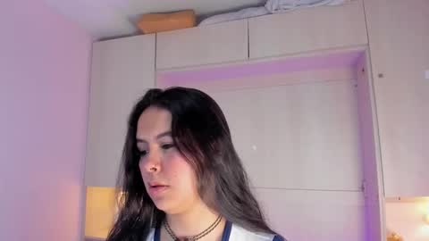 Snapshot of valerymeyerr chatting on 01/07/26, 04:15 valerymeyerr online show from 01/07/26, 04:15
