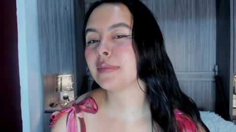Snapshot of valerymeyerr chatting on 04/15/26, 12:01 valerymeyerr online show from 04/15/26, 12:01