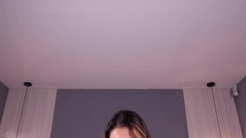 Snapshot of valerynova chatting on 03/17/26, 11:02 Carla online show from 03/17/26, 11:02